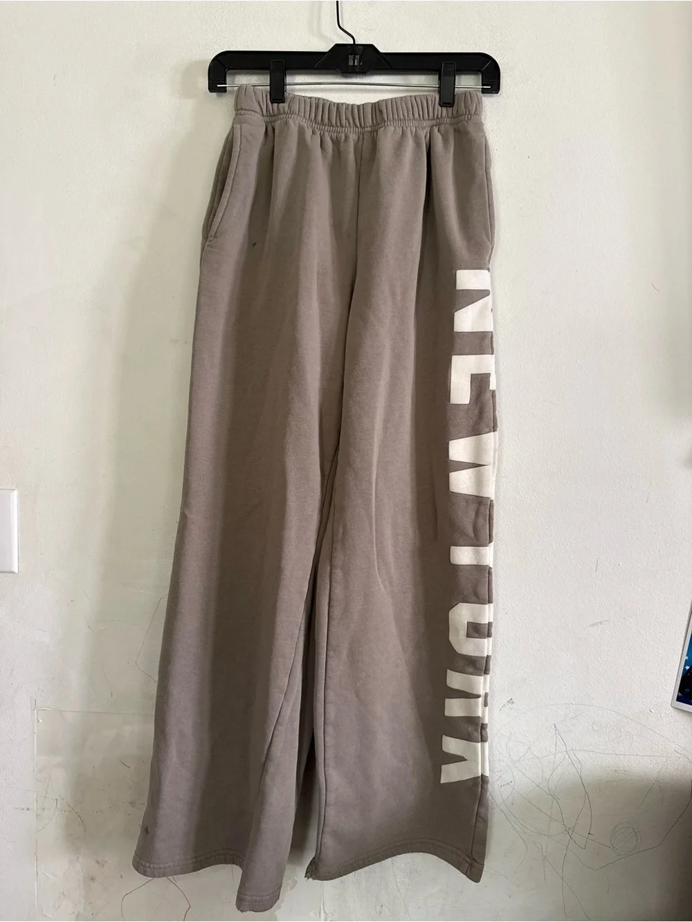 Originals New York Womens Pull On Sweatpants, Pockets, Size Medium